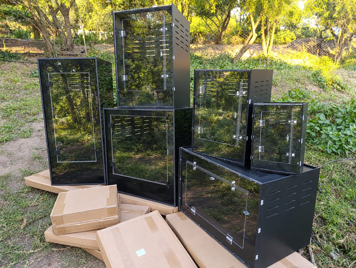 Black PVC reptile cube enclosure 60x60x60